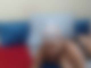 Live cam show with Londilicious33 - Middle Aged on Camsoda