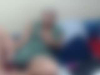 Live cam show with Londilicious33 - MILF on alttransgirls