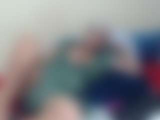 Live cam show with Londilicious33 - Young Adult on CamSodaAdn