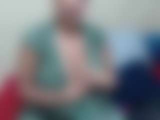 Live cam show with Londilicious33 - Middle Aged on Adult Interactions