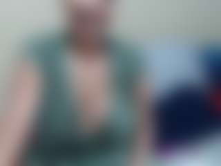 Live cam show with Londilicious33 - Drinking on Nude Live Now