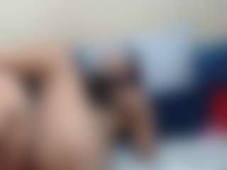 Londilicious33 MILF webcam performer live streaming