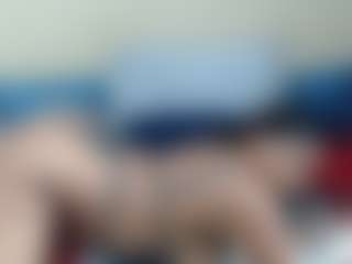 Live cam show with Londilicious33 - Ebony MILF on Camiplay Live