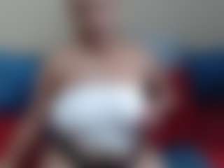 Live cam show with Londilicious33 - Hairy Pussy on sexytreat.net