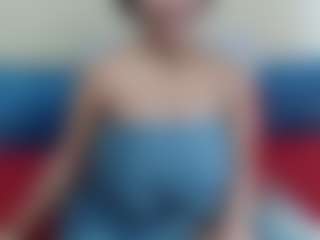 Live cam show with Londilicious33 - Black MILF on CSO-WL