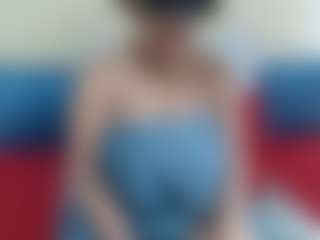 Londilicious33 MILF webcam performer live streaming