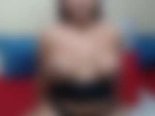 Londilicious33's Live Sex Cam Show