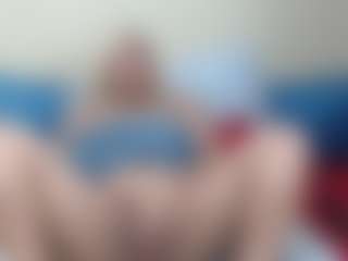Londilicious33's Live Sex Cam Show