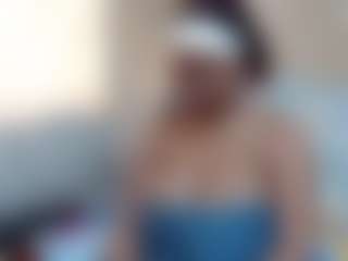Londilicious33 MILF webcam performer live streaming