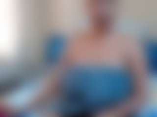 Live cam show with Londilicious33 - Black Middle Aged on Hubzter Live