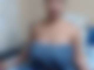 Live cam show with Londilicious33 - Brown Eyes Ebony on liverealitysex.com