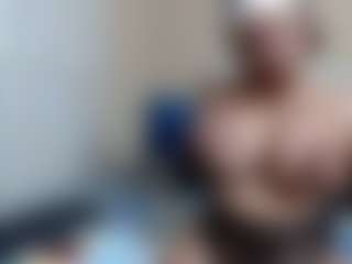Londilicious33's Live Sex Cam Show