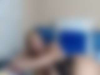 Live cam show with Londilicious33 - Black Blowjob on Camming Site