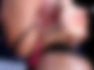Live cam show with OksanaOcean - Smoking on Hubzter Live