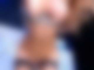 Live cam show with OksanaOcean - Middle Aged on StripNow
