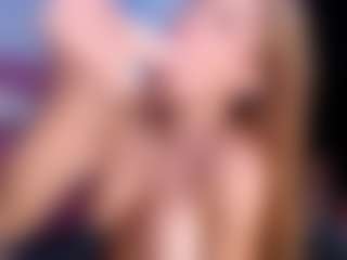 Live cam show with OksanaOcean - Athletic Middle Aged on camtv