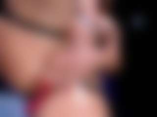 Live cam show with OksanaOcean - Senior on Mixed Magazine Live