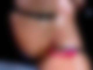 OksanaOcean MILF webcam performer live streaming