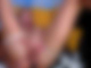 Live cam show with OksanaOcean - Flirt MILF on Camsoda