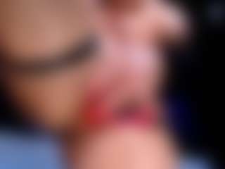 Live cam show with OksanaOcean - Fingering MILF on Camsoda