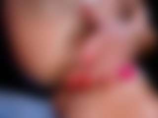 Live cam show with OksanaOcean - Smoking on Camming Site