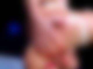 Live cam show with OksanaOcean - Athletic Bedroom on sexylive.show