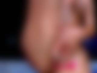 Live cam show with OksanaOcean - Skinny MILF on Uber Horny