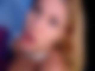Live cam show with OksanaOcean - Gamer Athletic on Streamer API