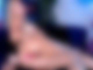Live cam show with OksanaOcean - Lovense Middle Aged on Camsoda