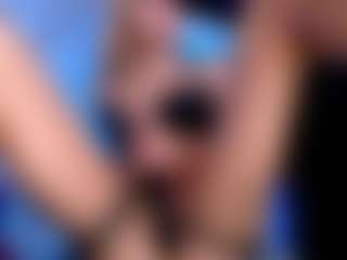 Live cam show with OksanaOcean - Athletic Middle Aged on Camsoda