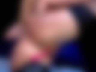 Live cam show with OksanaOcean - Fingering MILF on instabang