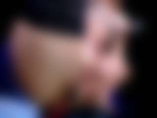 Live cam show with OksanaOcean - Bedroom MILF on googirlz