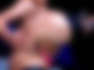 Live cam show with OksanaOcean - Athletic Tease on Nude Live Now