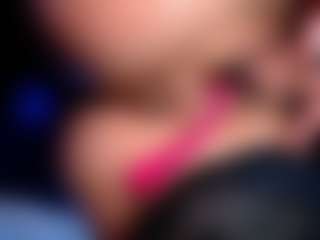Live cam show with OksanaOcean - Athletic Bedroom on sexytreat.net