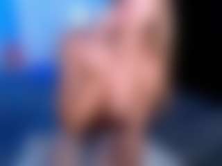 Live cam show with OksanaOcean - Strip on intimatelivegirls.com