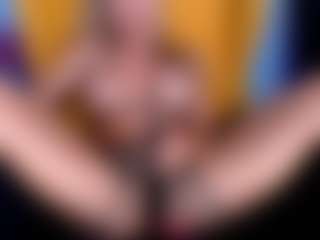 Live cam show with OksanaOcean - Athletic on infinitiblacc.com