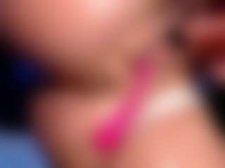 OksanaOceanとのライブチャットショー - CamsodaのCreampie