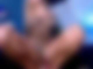 Live cam show with OksanaOcean - Smoking on TeamSkeetLive