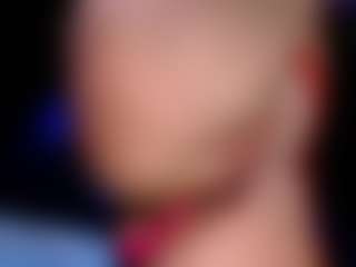 Live cam show with OksanaOcean - Middle Aged on Gym Cam Girls
