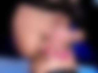 Live cam show with OksanaOcean - Middle Aged on liverealitysex.com