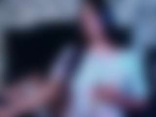 Emilia's Live Sex Cam Show