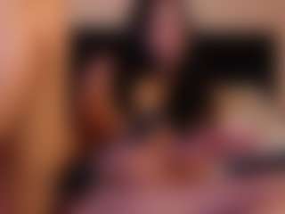 Emilia's Live Sex Cam Show