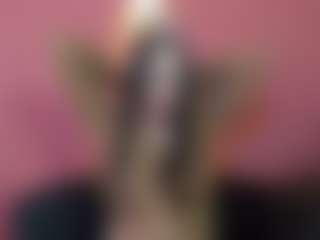 Emilia's Live Sex Cam Show