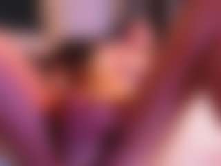 Emilia's Live Sex Cam Show