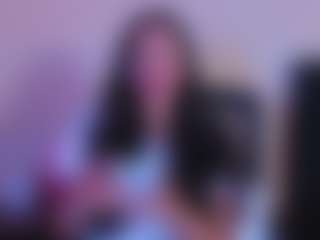 Emilia's Live Sex Cam Show