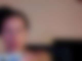 Live cam show with Emilia - Hairy Pussy on xheatlive.com