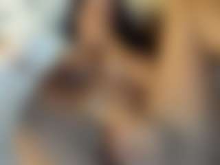 Emilia's Live Sex Cam Show