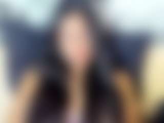 Live cam show with Emilia - Hairy Pussy on madthumbs