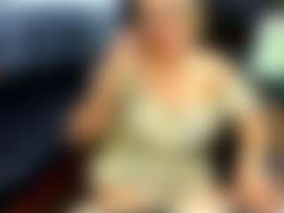 Lisa-Rios MILF webcam performer live streaming
