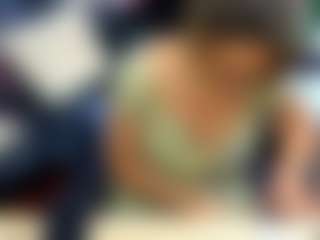 Lisa-Rios MILF webcam performer live streaming